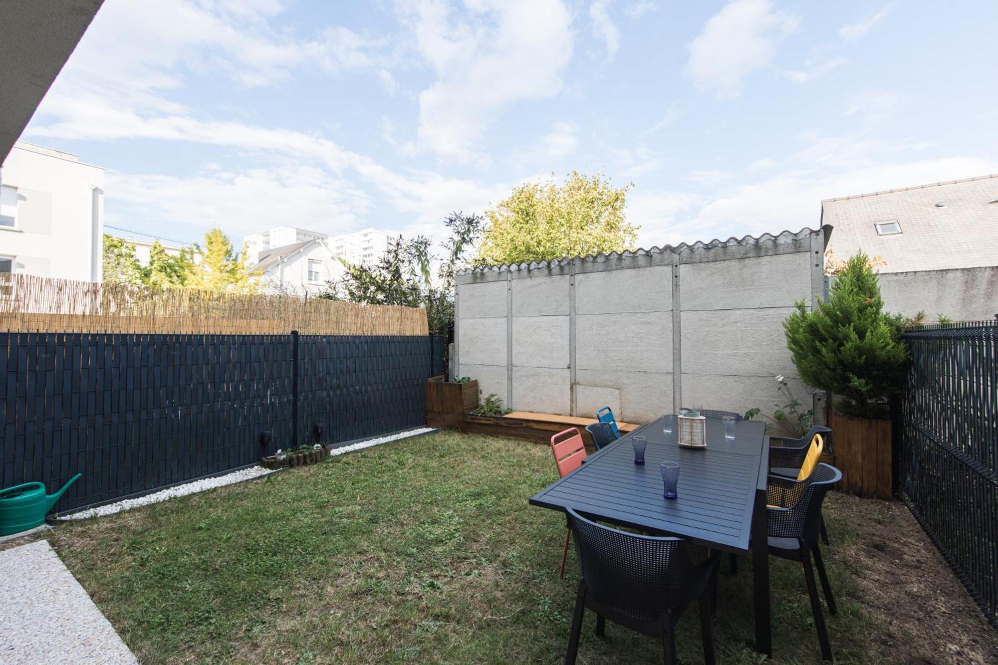 Apartment Le Logis Madeleine - Maison Cosy Saint-Pierre-des-Corps